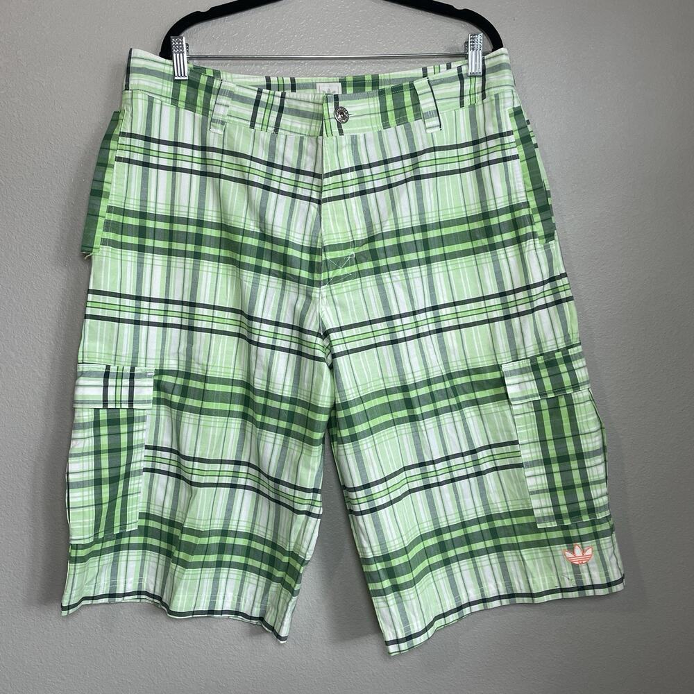 Y2K Adidas Green Plaid Cargo Shorts Sz 40 Skater Grunge 2000s Snap on Buttons